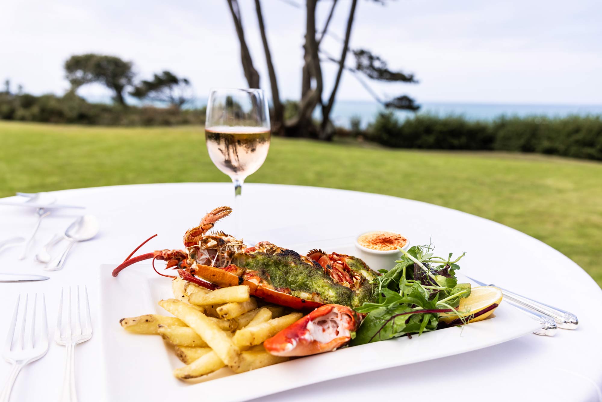 al-fresco-dining-at-the-atlantic-hotel-jersey